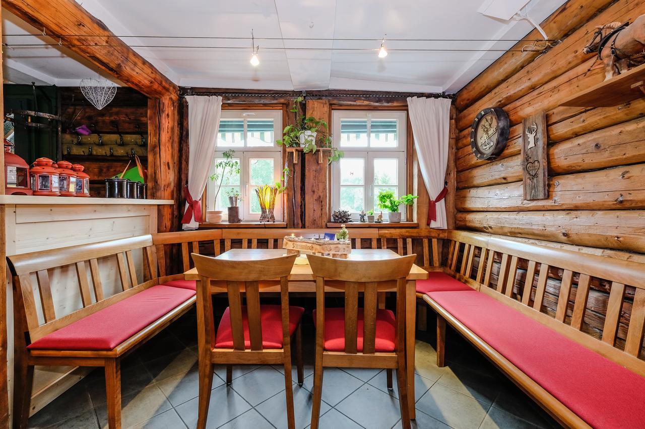 Hotel Garni Und Gaststaette Zum Holzfaeller Ширке Екстериор снимка