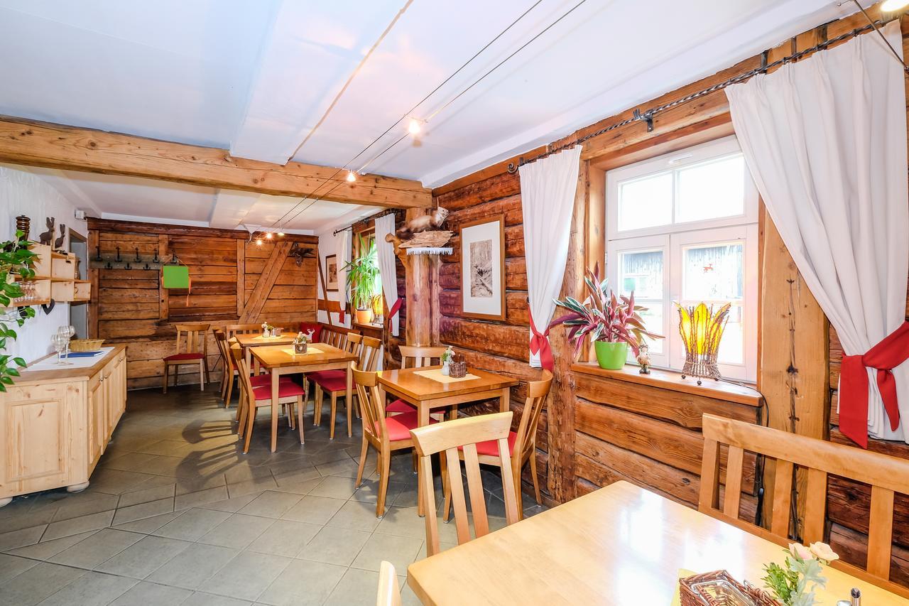 Hotel Garni Und Gaststaette Zum Holzfaeller Ширке Екстериор снимка