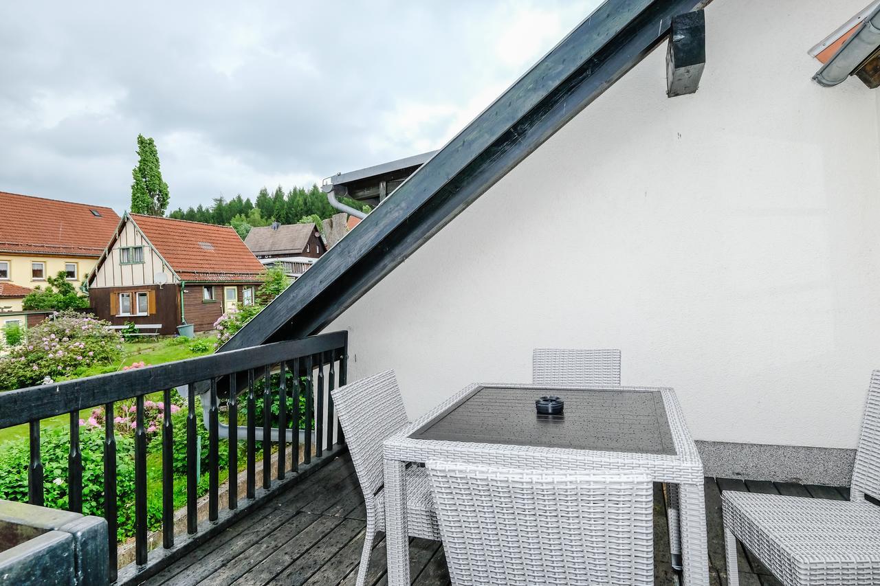 Hotel Garni Und Gaststaette Zum Holzfaeller Ширке Екстериор снимка