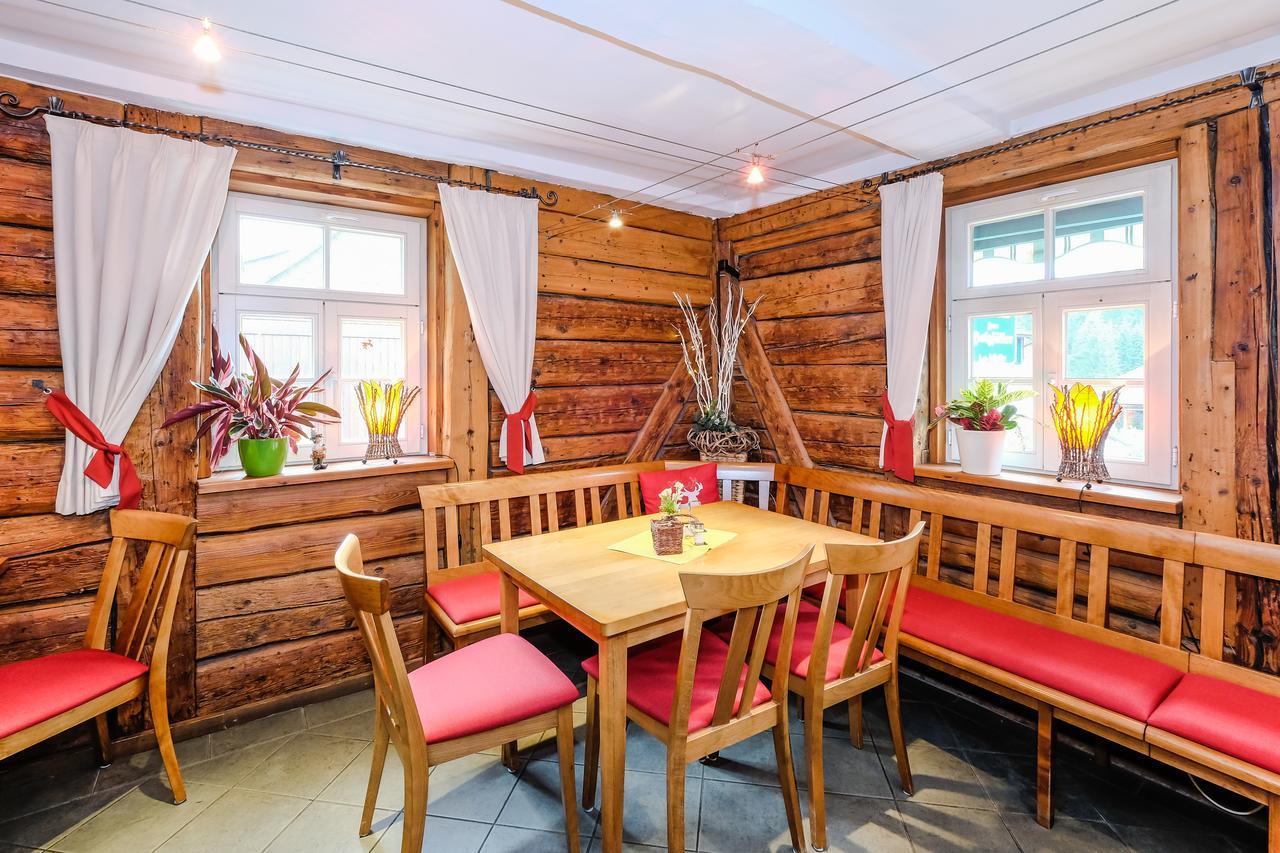 Hotel Garni Und Gaststaette Zum Holzfaeller Ширке Екстериор снимка