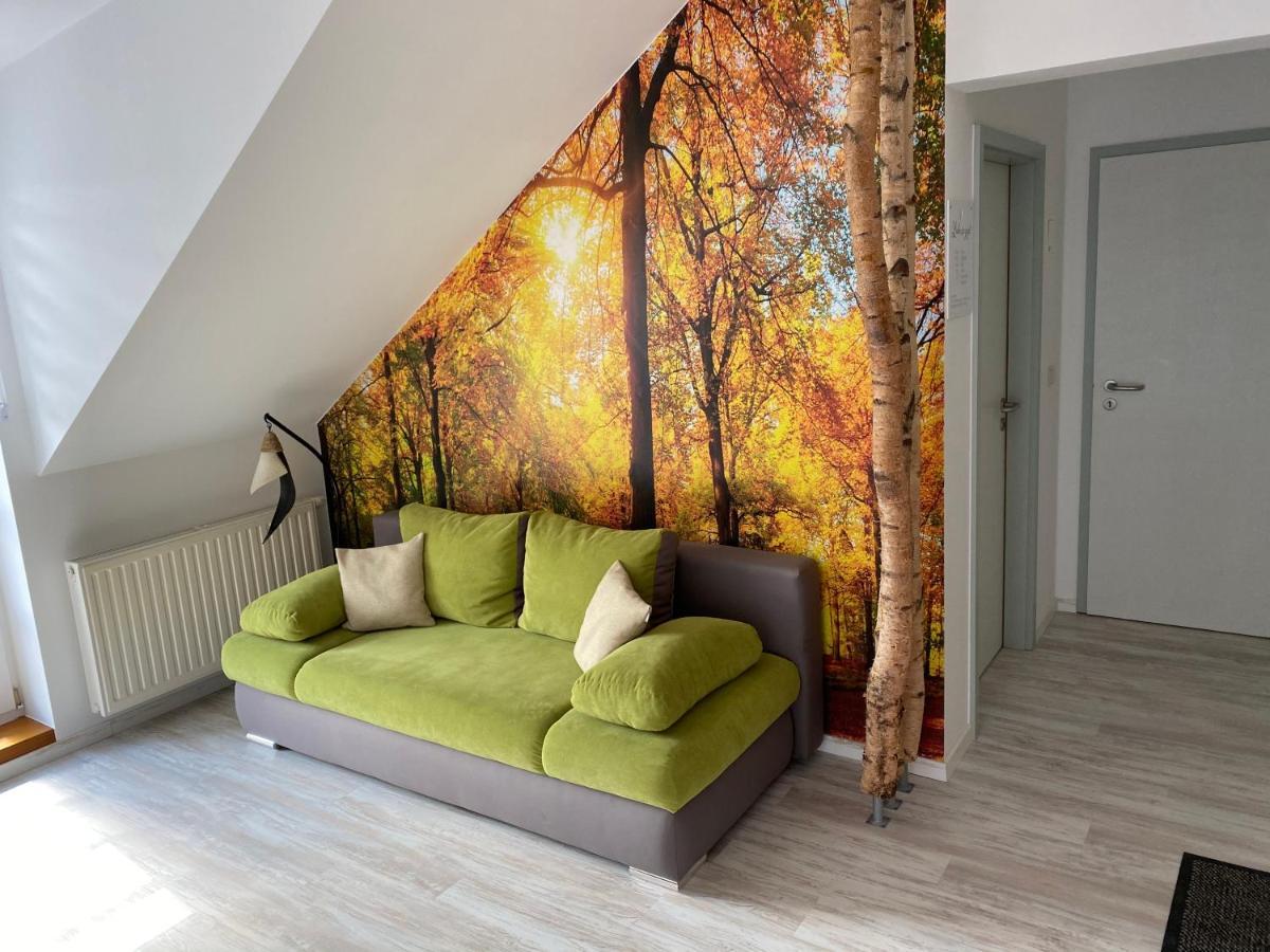 Hotel Garni Und Gaststaette Zum Holzfaeller Ширке Екстериор снимка