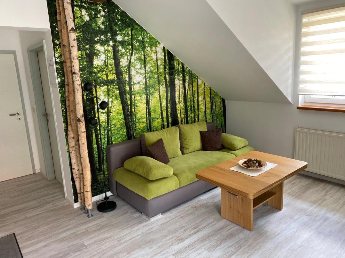 Hotel Garni Und Gaststaette Zum Holzfaeller Ширке Екстериор снимка